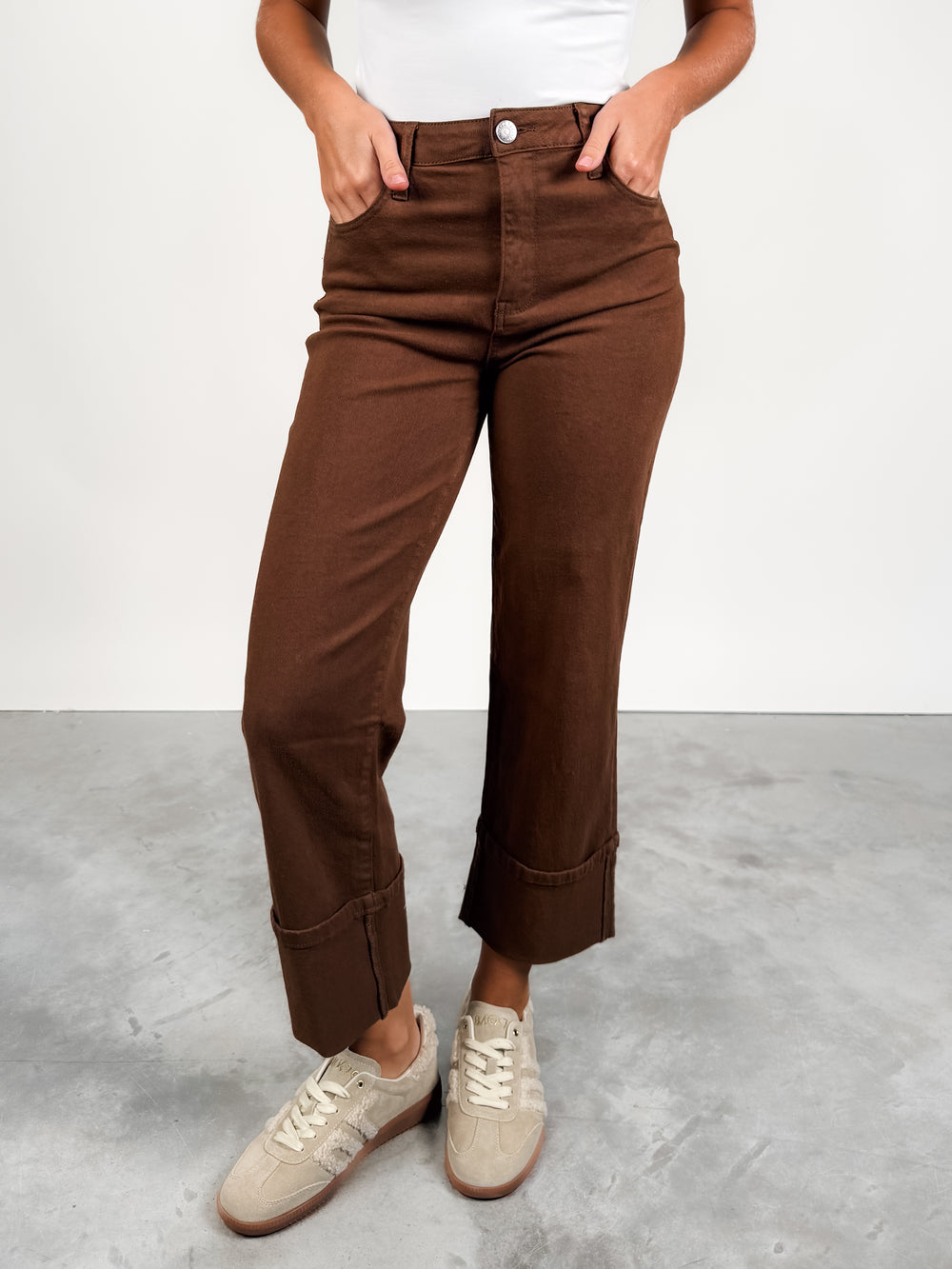 Sienna High Rise Straight Leg-Roll Up in Cafe