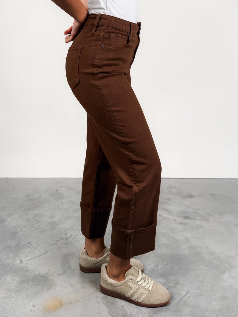 Sienna High Rise Straight Leg-Roll Up in Cafe