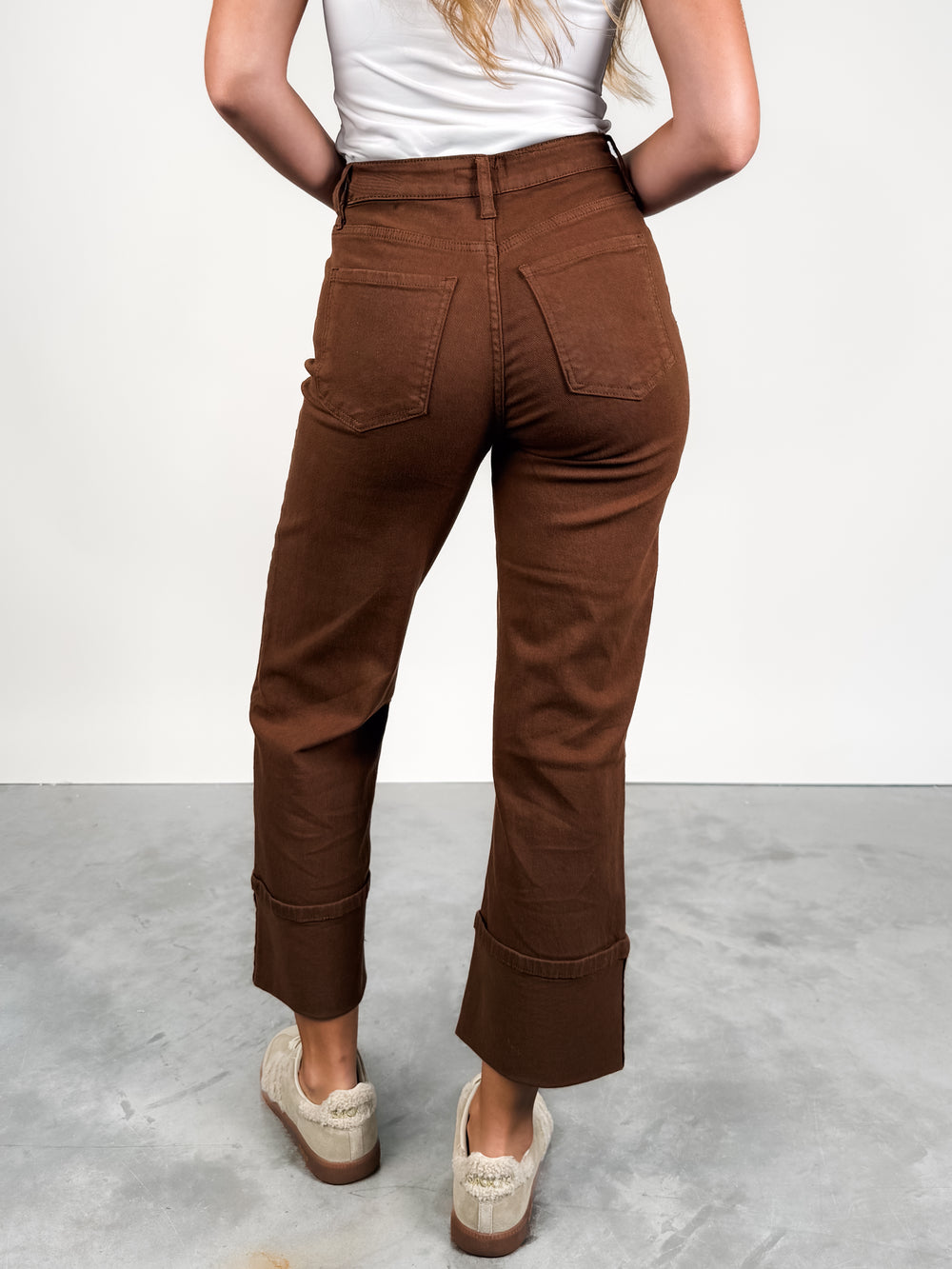 Sienna High Rise Straight Leg-Roll Up in Cafe