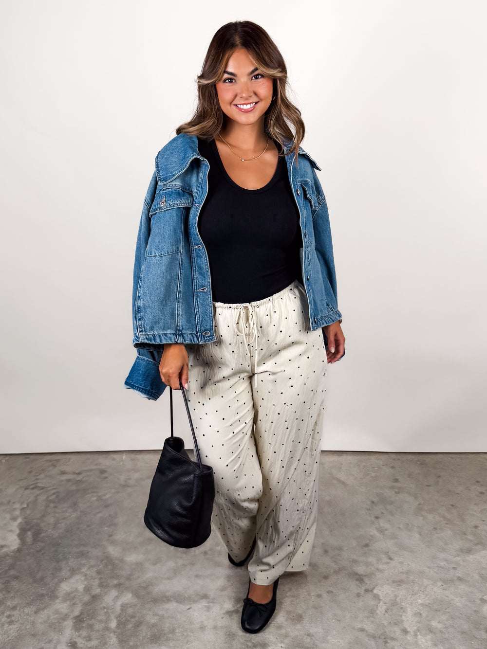 polka dot pants outfit