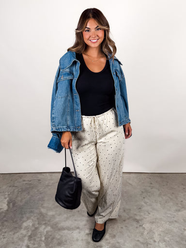 polka dot pants outfit