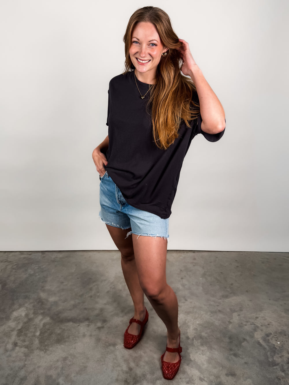 Nina Tee