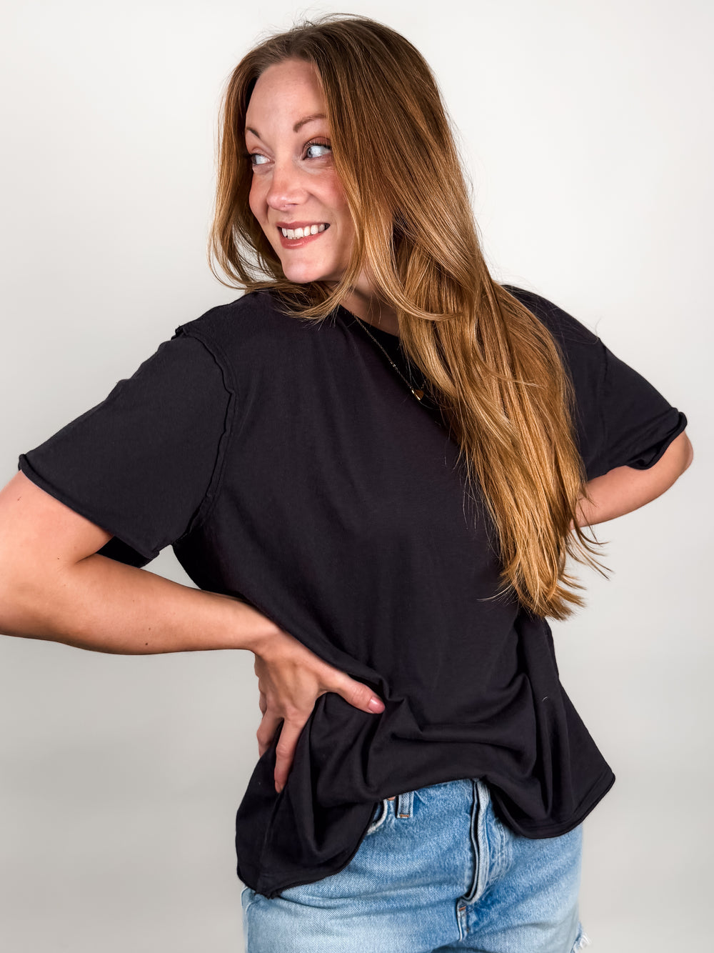 Nina Tee