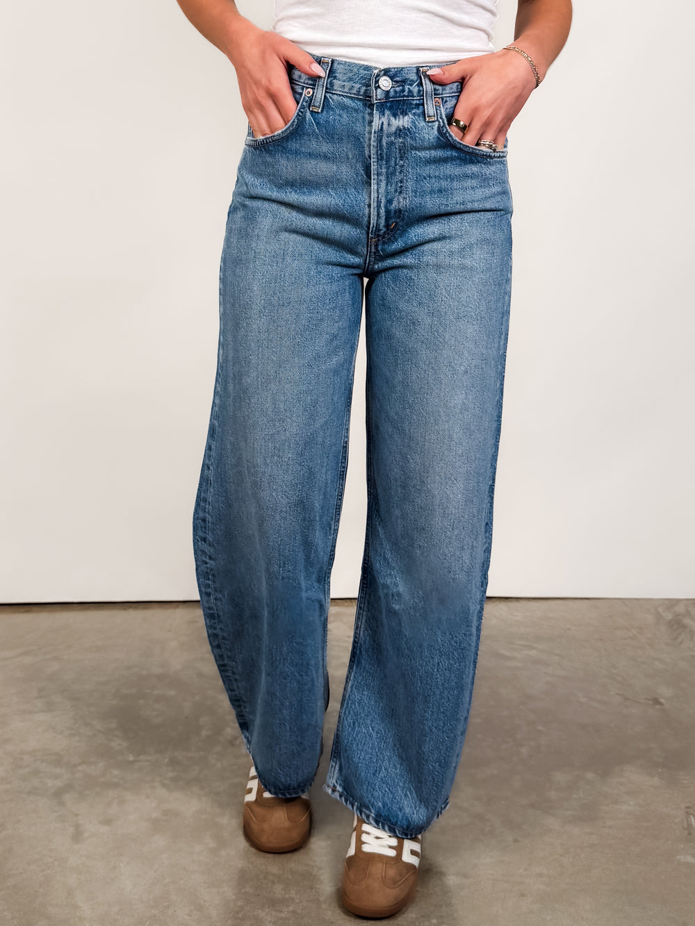 Low Curve Jean Crop 27.5 in Chord