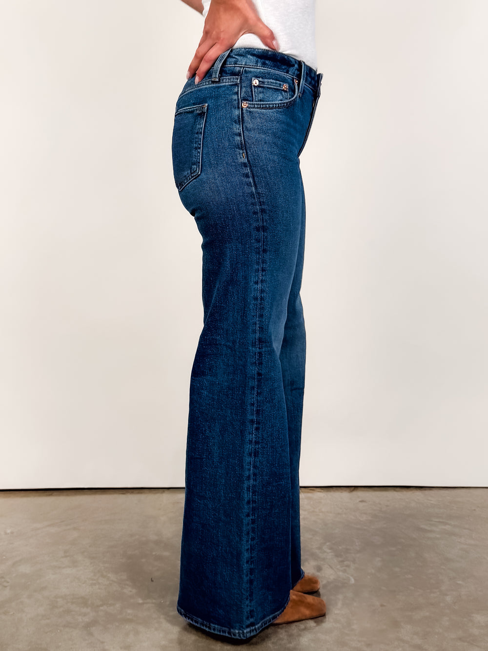 Vivian Mid Rise Wide Leg in Blue Depths