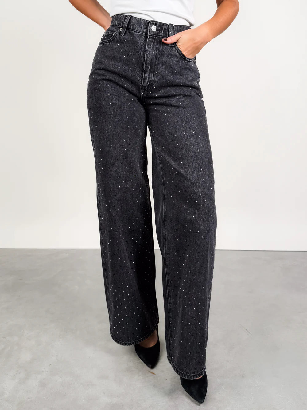 SHOP THE The Wanderer