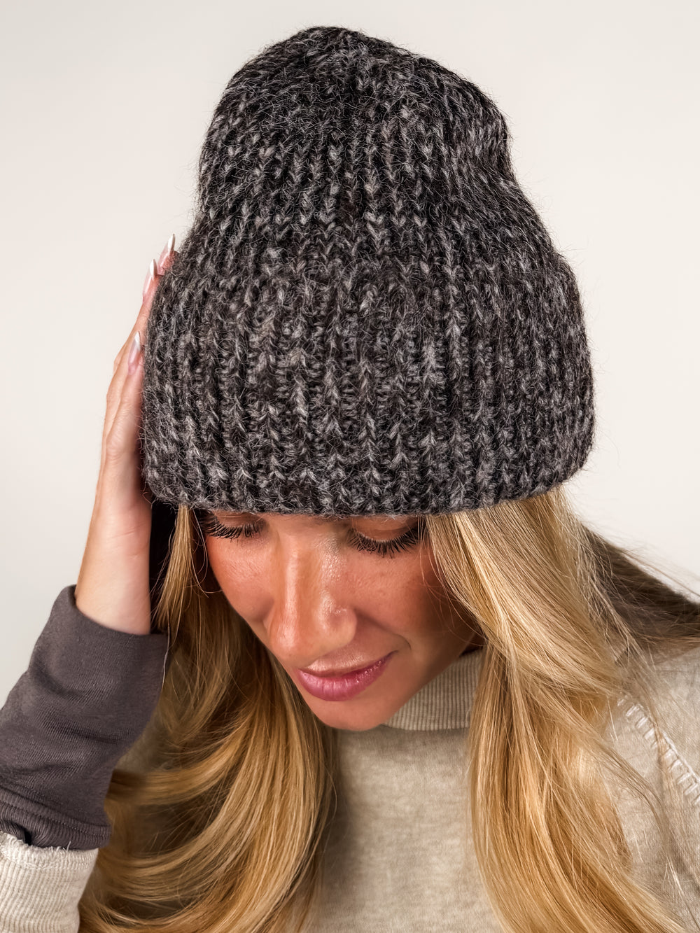 Frostline Beanie