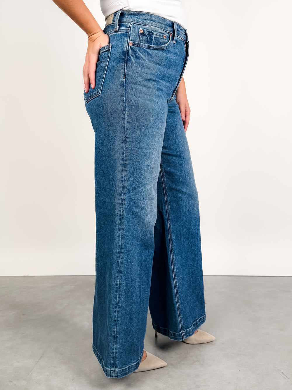 Lana High Rise Ultra-Wide Leg Jean in Soho