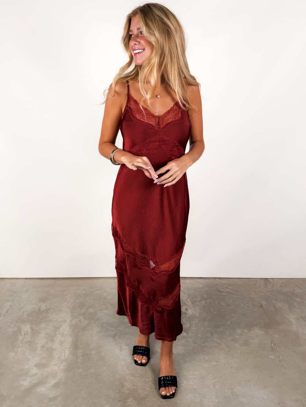 Bruna Lace Inset Midi Dres
