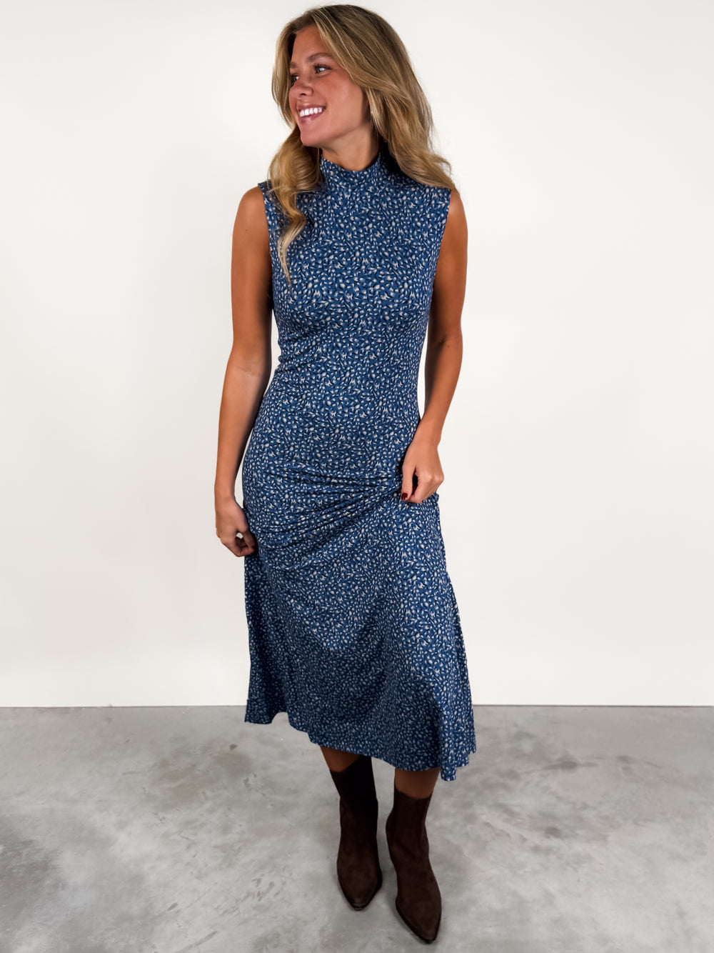 Seraphina Aspen Midi Dress