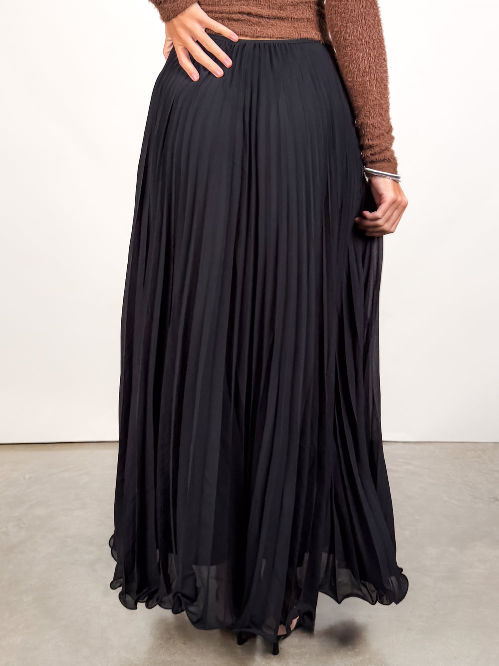 Give Me Credit Skirt