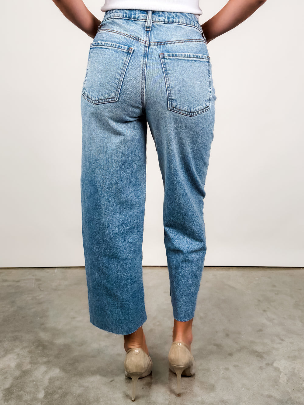 Gwen High Rise Wide Leg Slouchy Raw Hem in Answering