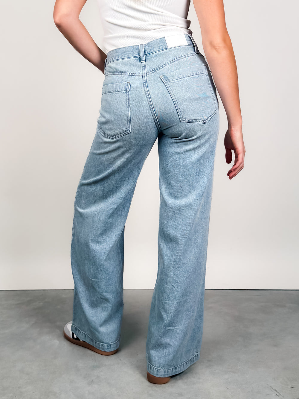 Jadyn Low Slung Palazzo Jean in Chateau