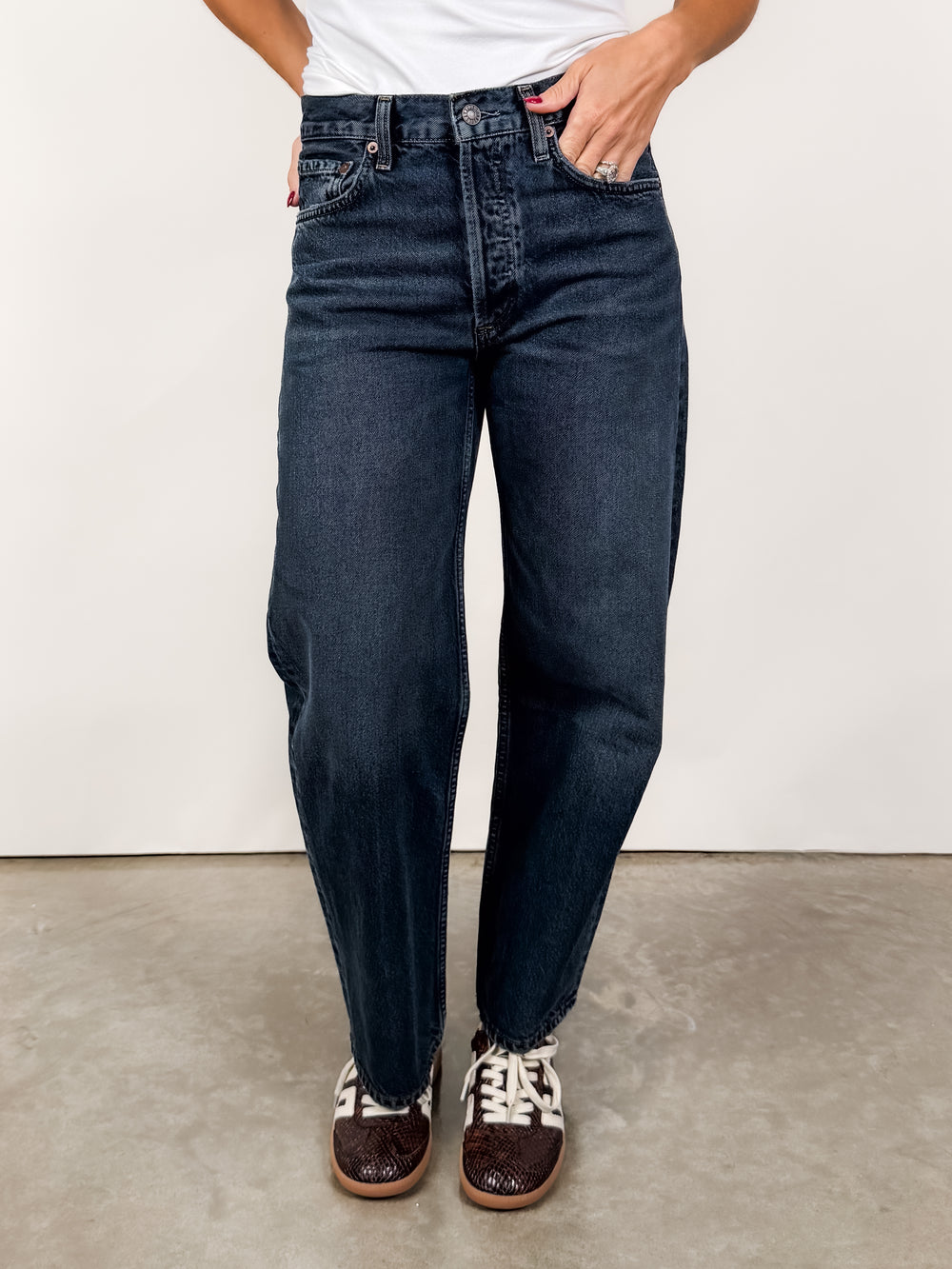 Arc 27" Jean in Central