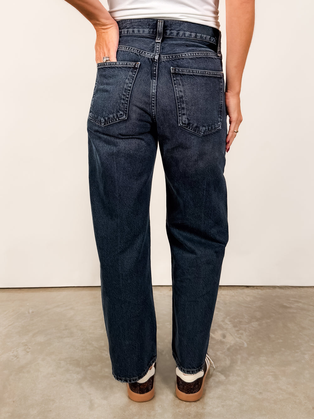 Arc 27" Jean in Central