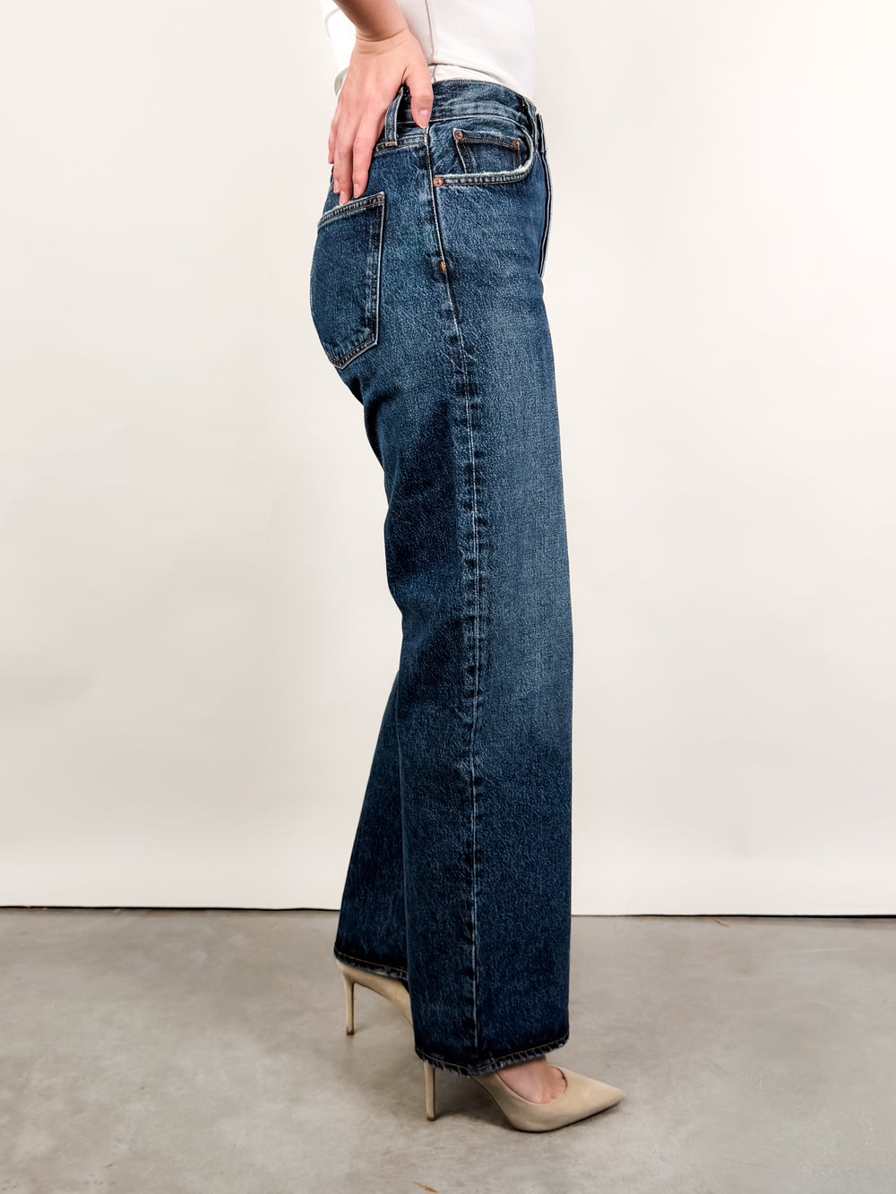 Arc Jean 32" in Shortwave