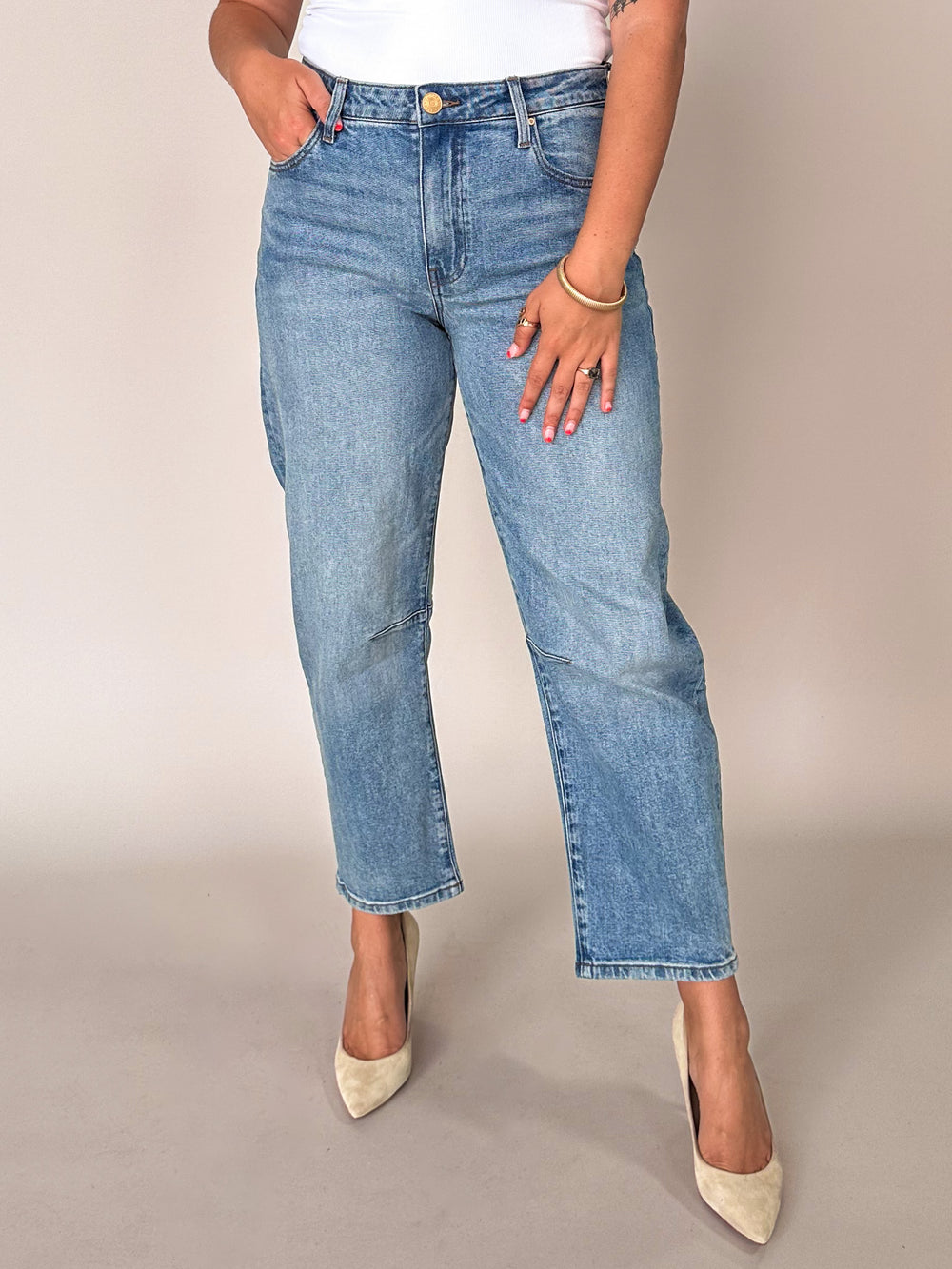 Ashley High Rise Slouchy Barrel Straight Leg