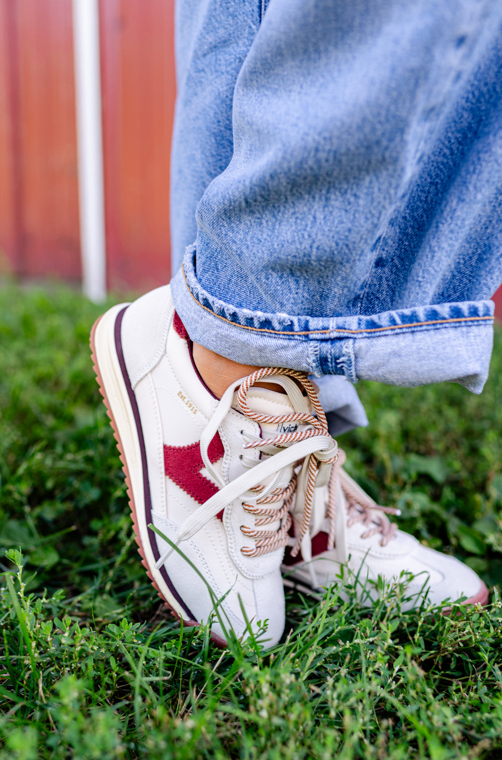 Saturno Sneakers