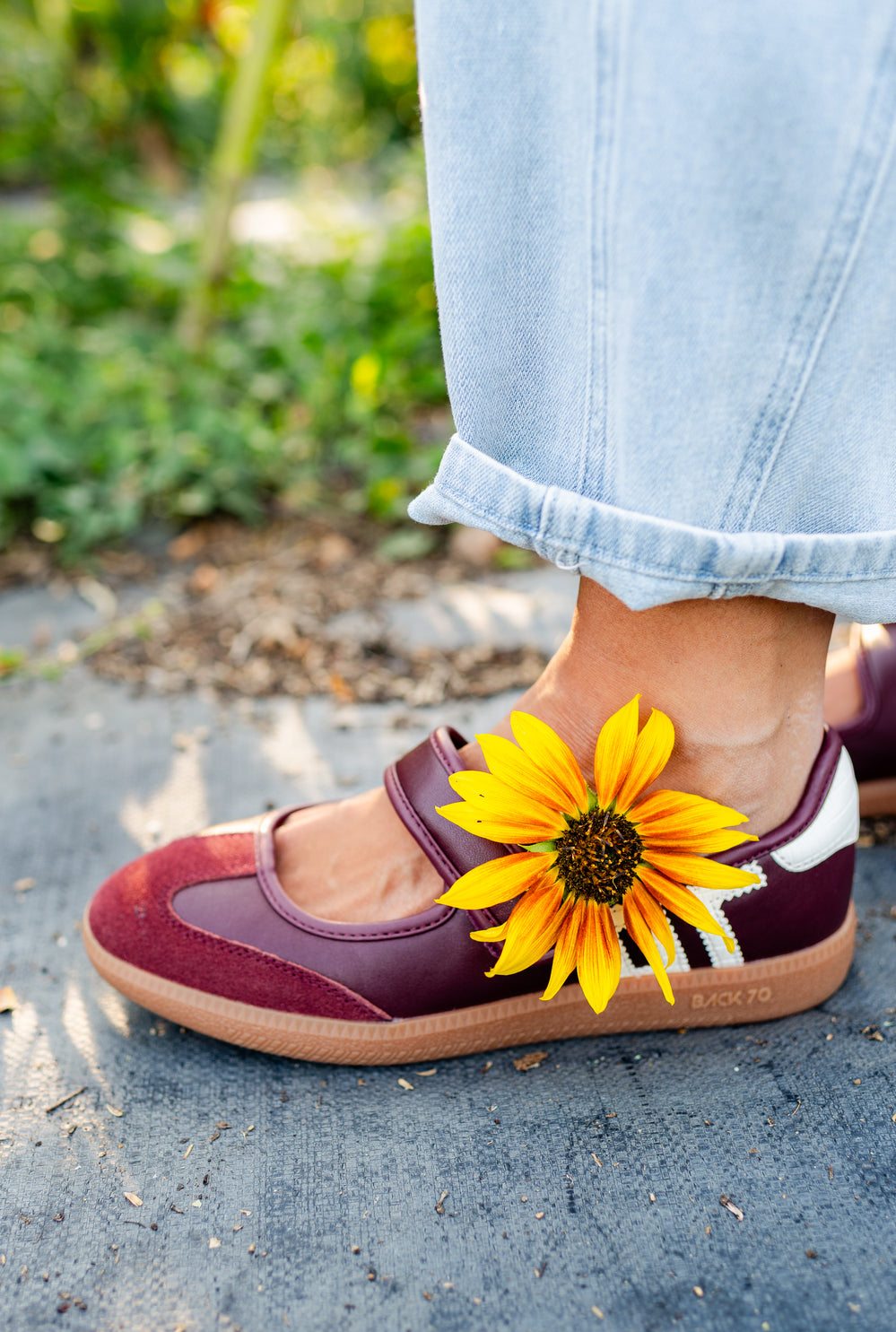 Aya Sneaker