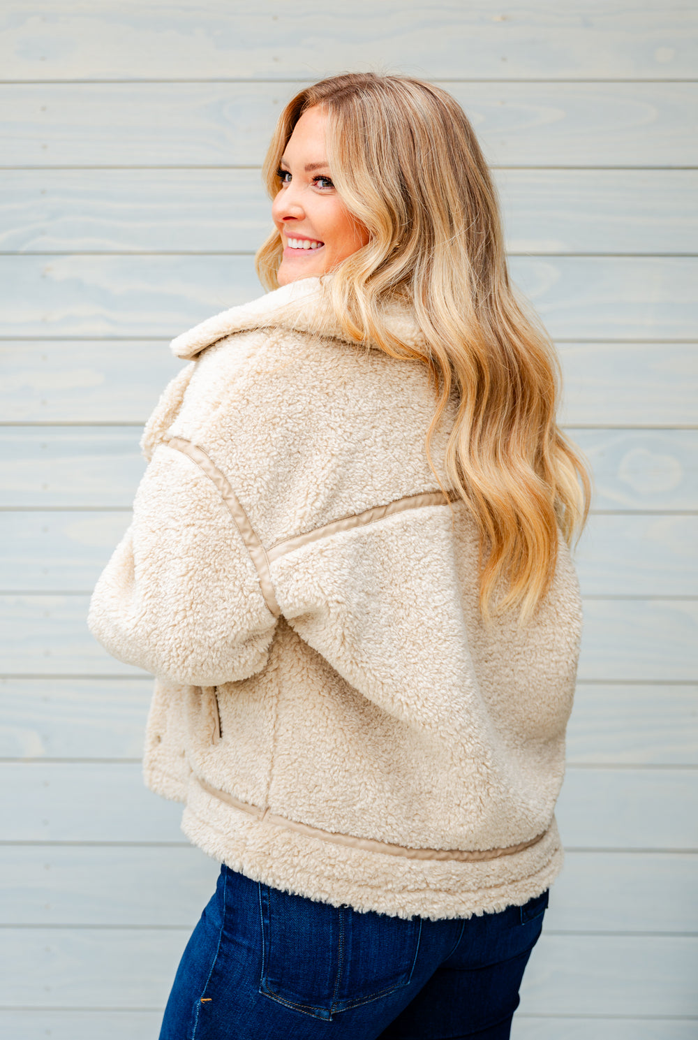 Ari Sherpa Coat