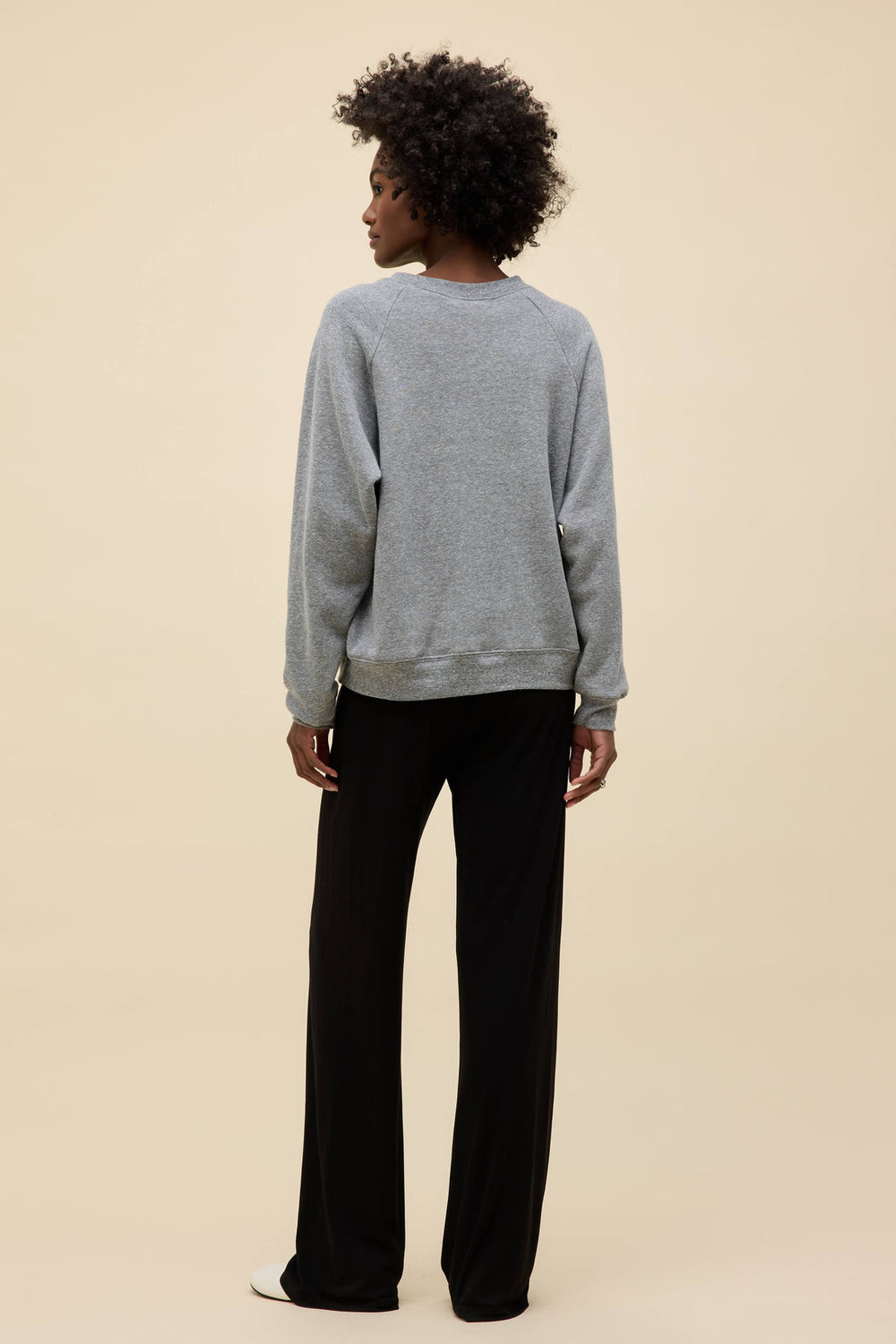 Queen Crest Vintage Raglan Sweatshirt