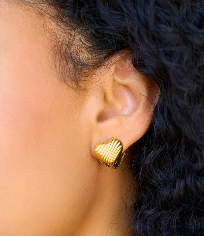 Loveline Huggie Hoops