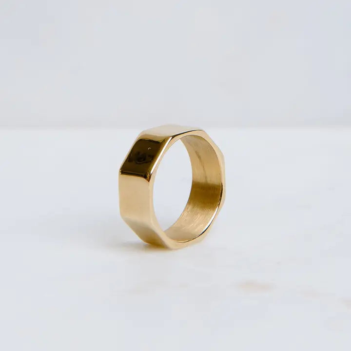 Marci Ring
