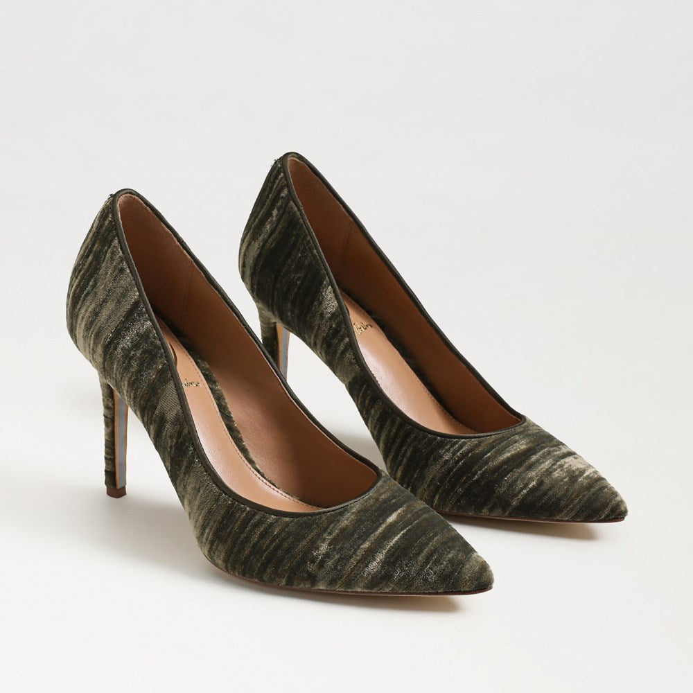 Hazel Velvet Pump