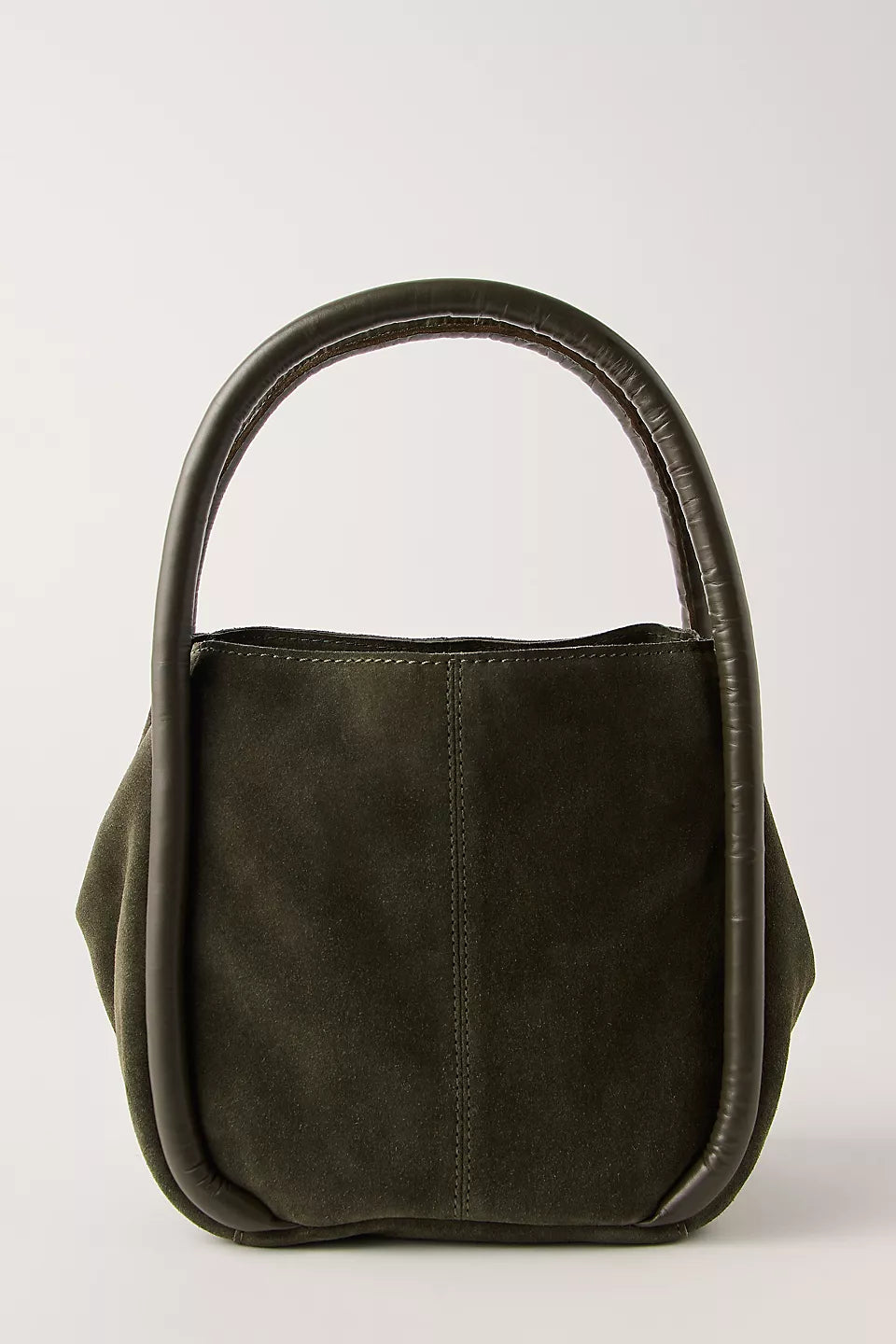 Barlow Bucket Bag